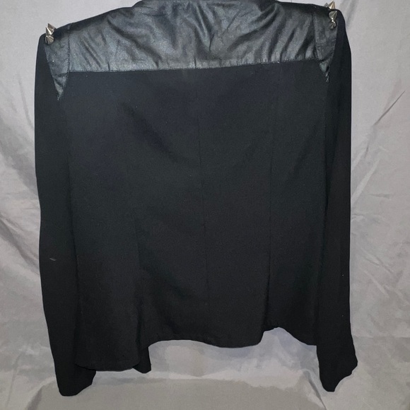 Retro Jacket ! - Picture 4 of 5